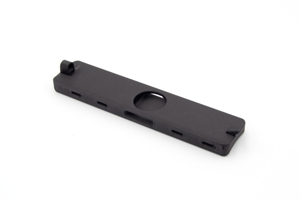 Plate used for attaching camera 